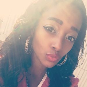 Meet your Posher, Jada